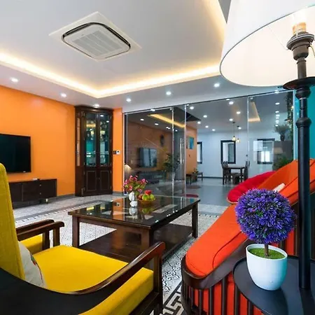 Tropical Villa Halong